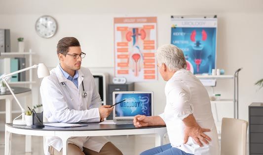 Arztbesuch bei Prostatakrebs
