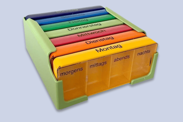 Tablettenbox für die ganze Woche - groß mehrfarbig